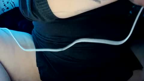 Snapshot of spinnerbitch chatting on November 2025 10:48:02 AM Vanessa Spade online show from November 2025 10:48:02 AM