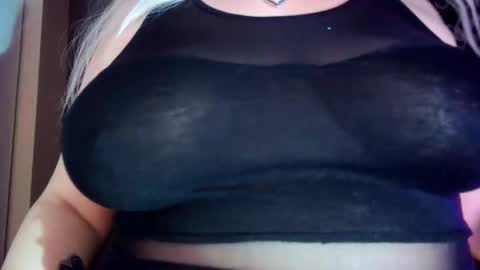 Snapshot of spinnerbitch chatting on March 2026 04:23:01 PM Vanessa Spade online show from March 2026 04:23:01 PM