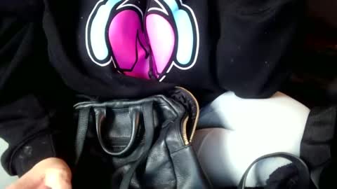 Snapshot of spinnerbitch chatting on April 2026 10:11:02 PM Vanessa Spade online show from April 2026 10:11:02 PM