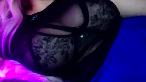 Snapshot of spinnerbitch chatting on April 2026 06:14:02 AM Vanessa Spade online show from April 2026 06:14:02 AM