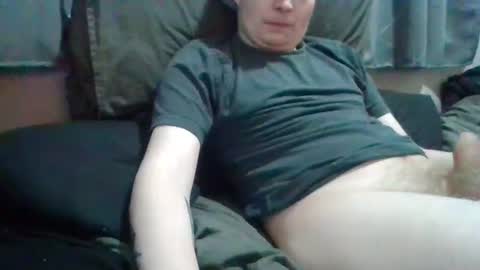 Snapshot of spkieeb28 chatting on January 2025 06:27:02 PM Jameslux online show from January 2025 06:27:02 PM