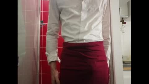 Snapshot of splafy chatting on April 2026 07:18:02 PM ellie online show from April 2026 07:18:02 PM