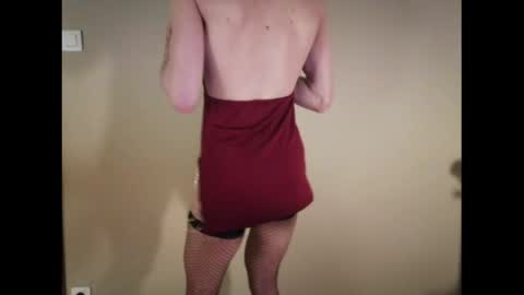 Snapshot of splafy chatting on April 2026 08:23:01 PM ellie online show from April 2026 08:23:01 PM