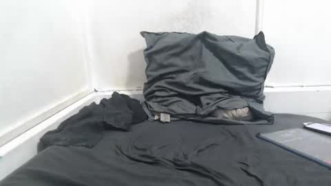 Snapshot of splashyyyz chatting on November 2025 02:44:01 PM splashyyyz online show from November 2025 02:44:01 PM