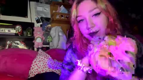Pixie online show from June 2026 01:43:02 AM