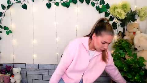 Snapshot of sport_tall_karina chatting on March 2026 08:31:01 AM Karina online show from March 2026 08:31:01 AM