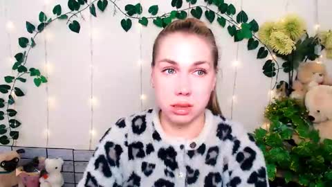 Snapshot of sport_tall_karina chatting on March 2026 08:51:02 AM Karina online show from March 2026 08:51:02 AM