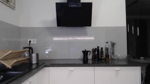 Peter online show from December 2024 04:57:01 PM