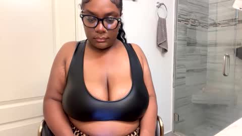 spreadthatassssssssss online show from May 2026 08:30:02 AM