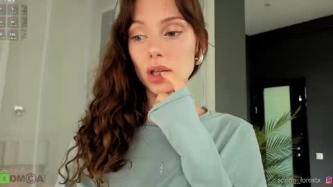 Snapshot of spring_forestxx chatting on June 2026 10:46:02 AM Lily my new acc3 online show from June 2026 10:46:02 AM