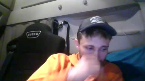 spyco82 online show from February 2025 05:01:02 PM