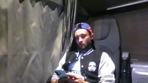 spyco82 online show from October 2025 06:41:02 PM