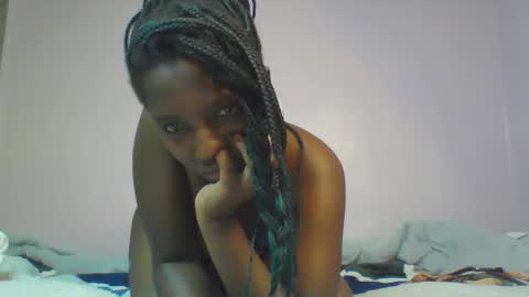 Snapshot of squirt_goddess_ chatting on March 2026 02:17:02 AM Emmah online show from March 2026 02:17:02 AM