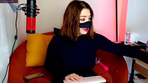 Snapshot of squirtgamee chatting on January 2025 07:53:01 PM MELS online show from January 2025 07:53:01 PM