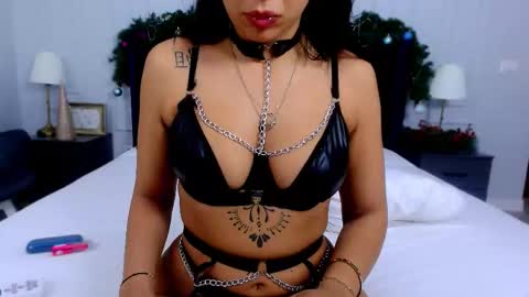 Sonia online show from November 2025 06:54:01 PM