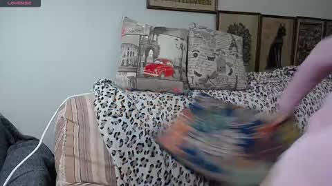 Snapshot of squirtyeleanor chatting on December 2025 12:36:02 PM SquirtyEleanor online show from December 2025 12:36:02 PM