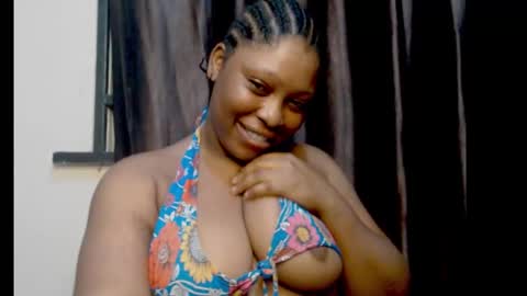 Snapshot of squirtyqueenxx chatting on September 2025 11:16:01 PM gold online show from September 2025 11:16:01 PM