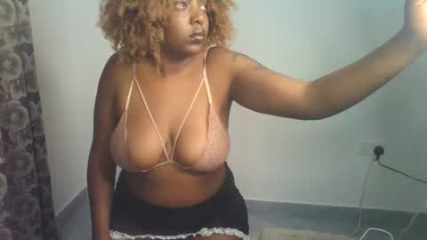 Sexy muna online show from May 2026 07:04:01 PM
