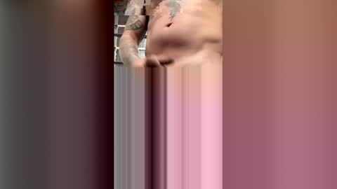 Snapshot of sqzxriehlqqw chatting on March 2026 05:08:01 PM Luv2Cum4u online show from March 2026 05:08:01 PM