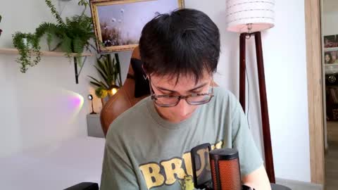 sr_evann online show from May 2026 04:37:01 PM