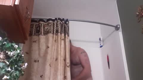 Snapshot of srnewton978 chatting on January 2025 11:34:02 PM srnewton978 online show from January 2025 11:34:02 PM