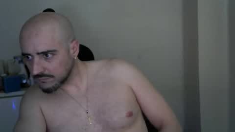 Snapshot of srtramposo chatting on May 2026 06:50:02 PM srtramposo online show from May 2026 06:50:02 PM