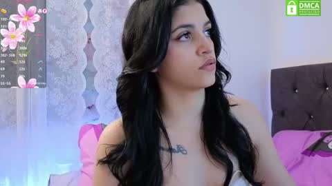 Snapshot of ssafira25 chatting on April 2026 10:07:02 PM Estephanie online show from April 2026 10:07:02 PM