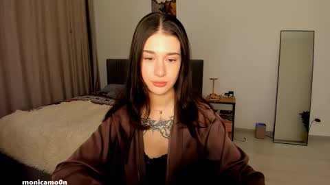 Snapshot of ssash1mii chatting on January 2025 07:46:02 AM Hey guys i miss you so much  online show from January 2025 07:46:02 AM