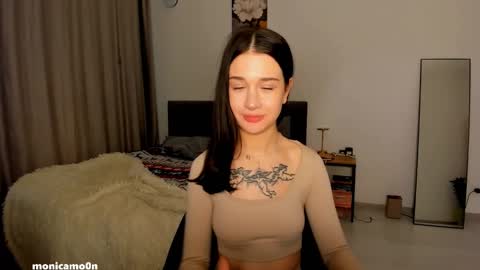 Snapshot of ssash1mii chatting on January 2025 10:48:01 AM Hey guys i miss you so much  online show from January 2025 10:48:01 AM