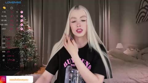 Alexandra online show from January 2026 10:23:01 PM