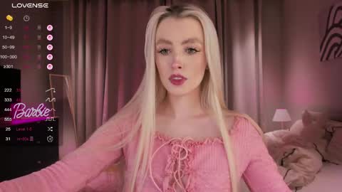 Alexandra online show from April 2026 07:20:02 PM