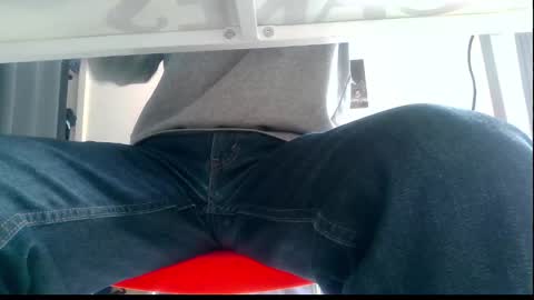 Snapshot of ssenzo chatting on December 2024 02:58:02 PM ssenzo online show from December 2024 02:58:02 PM