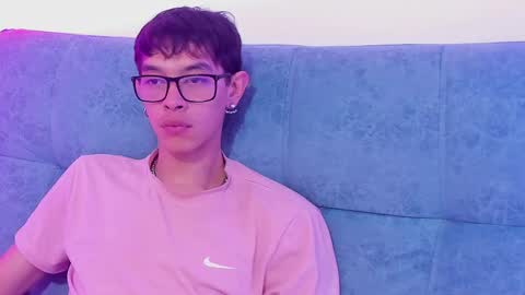 Snapshot of ssweetthott chatting on March 2025 03:34:01 PM Ssweetthott online show from March 2025 03:34:01 PM