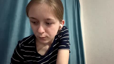 Snapshot of st_annia chatting on February 2026 06:19:01 PM Emily online show from February 2026 06:19:01 PM