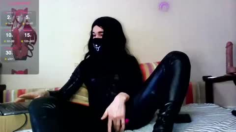 Snapshot of st_cutie chatting on February 2025 10:09:02 AM st_cutie online show from February 2025 10:09:02 AM