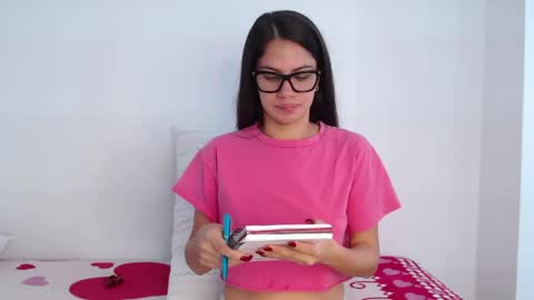 Snapshot of stacey_taylor7 chatting on April 2026 11:59:01 AM stacey_taylor7 online show from April 2026 11:59:01 AM