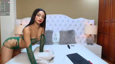 Snapshot of stacey_williams chatting on March 2025 01:39:01 AM Stacey online show from March 2025 01:39:01 AM
