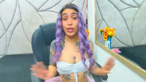 Stacey lee online show from December 2025 08:05:01 PM