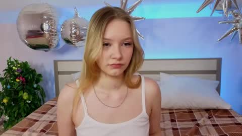 Snapshot of staceyyjones chatting on March 2026 09:32:02 AM Stacey online show from March 2026 09:32:02 AM