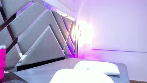 Stacy online show from February 2026 08:03:02 PM