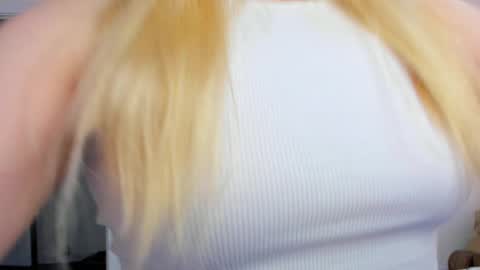 Stacy  online show from March 2025 12:37:01 PM