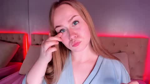 Snapshot of stacy_moorexx chatting on May 2026 08:39:02 PM STACY online show from May 2026 08:39:02 PM
