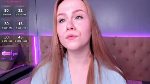 Snapshot of stacy_moorexx chatting on May 2026 08:39:02 PM STACY online show from May 2026 08:39:02 PM