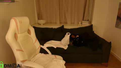 Stacy Tyler online show from April 2026 03:34:02 AM