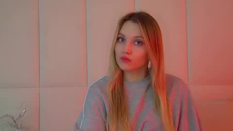 Snapshot of stacyevancesss chatting on March 2026 05:44:01 AM StacyEvances online show from March 2026 05:44:01 AM