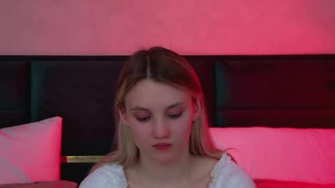 Snapshot of stacyevancesss chatting on March 2026 06:34:02 PM StacyEvances online show from March 2026 06:34:02 PM