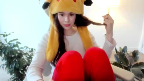 Snapshot of stacyluxxe chatting on November 2025 02:19:01 PM Stacy online show from November 2025 02:19:01 PM