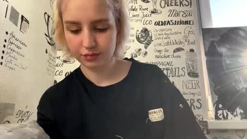 Emma online show from February 2026 05:03:01 AM