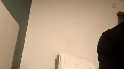 Snapshot of staightupdownbad chatting on November 2025 05:24:01 AM Straightupdownbad online show from November 2025 05:24:01 AM