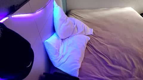 Snapshot of staightupdownbad chatting on November 2025 06:30:02 PM Straightupdownbad online show from November 2025 06:30:02 PM